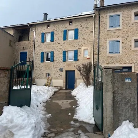 Le Logis Des Cerfs Лез-Англь